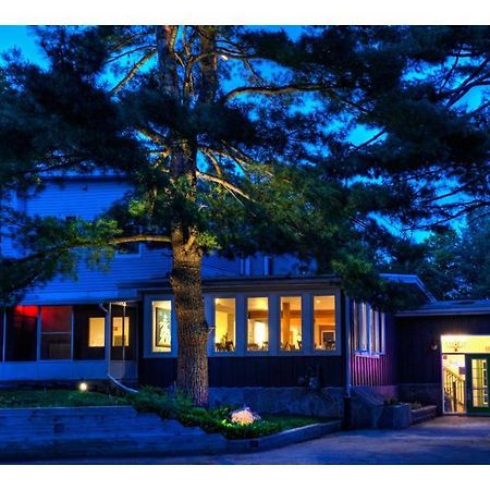 Pine Lodge Muskoka Huntsville Bagian luar foto