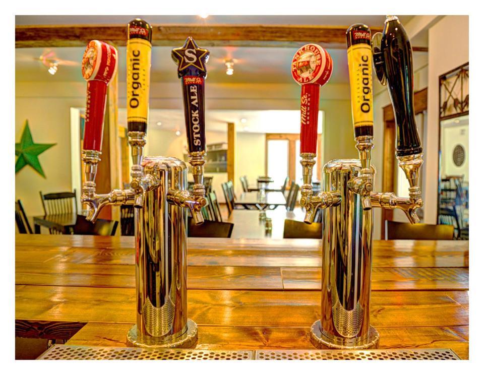 Pine Lodge Muskoka Huntsville Bagian luar foto