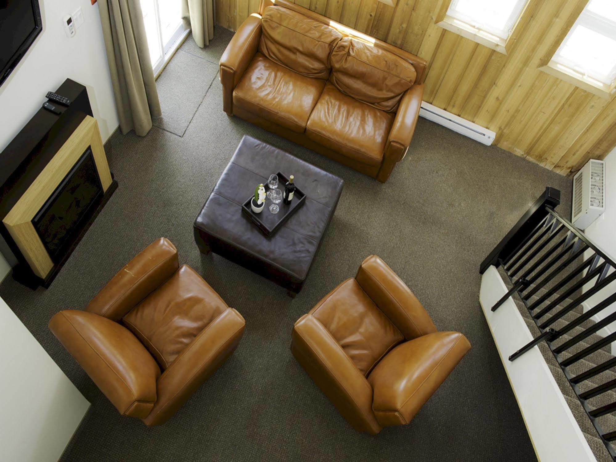 Pine Lodge Muskoka Huntsville Bagian luar foto